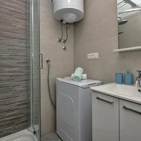 Luxury 2min From Apartament *