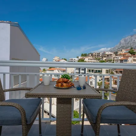 Luxury 2min From Apartament Makarska