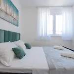Luxury 2min From Daire