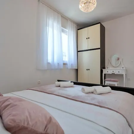Apartmán Luxury 2min From